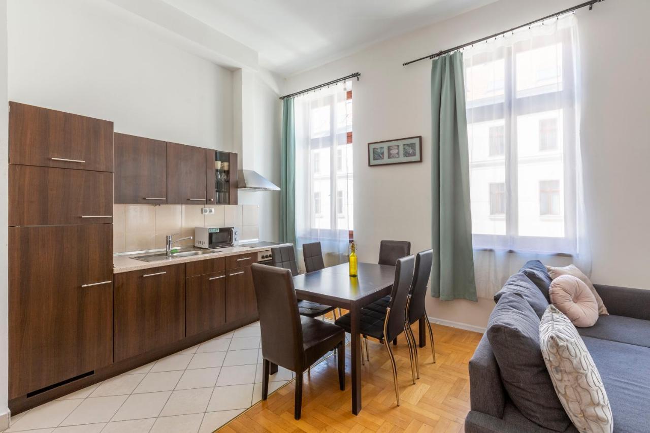 Central Gozsdu Aparment By Quentin Homes Budapeste Exterior foto